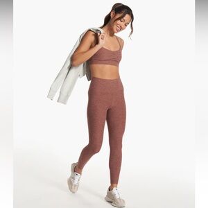 Vuori Clean Elevation Leggings, Medium, Short.